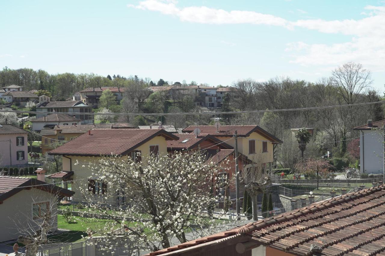 Cascina Riva Hotel Leggiuno Buitenkant foto